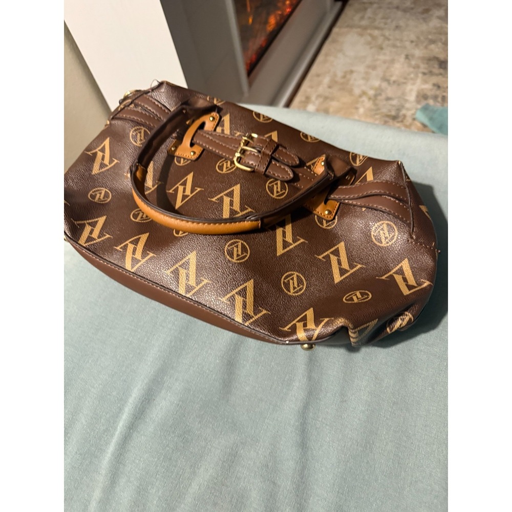 Adrienne Vittadini Brown Logo Satchel Handbag Gold‎ Hardware Zip Top - Picture 4 of 5